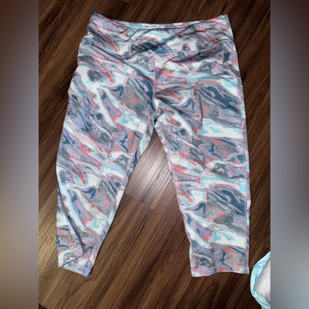 Colorful Abstract Pattern cropped legging
